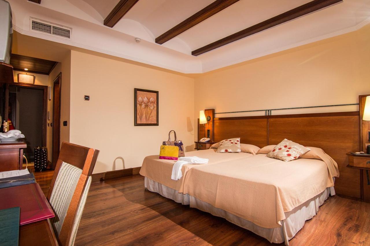 Hotel Abades Guadix Ngoại thất bức ảnh