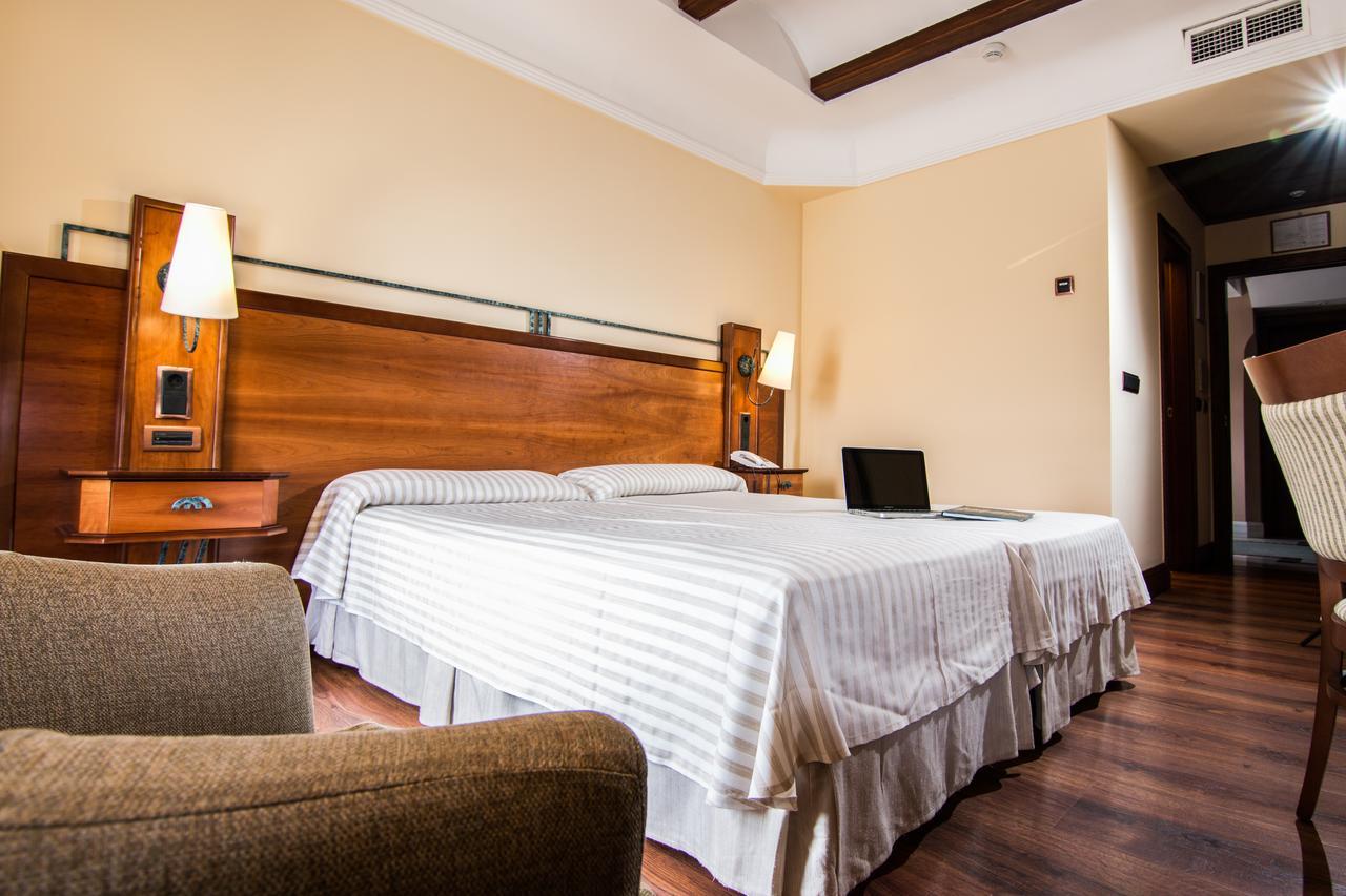Hotel Abades Guadix Ngoại thất bức ảnh